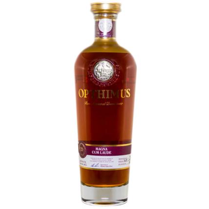 Rhum Opthimus Magna Cum Laude République Dominicaine  