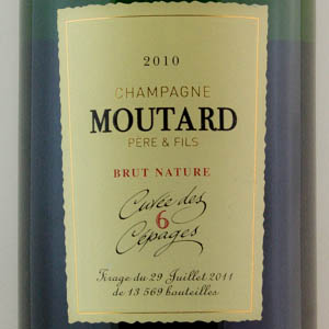 Champagne Moutard Cuvée 6 Cépages 2010 